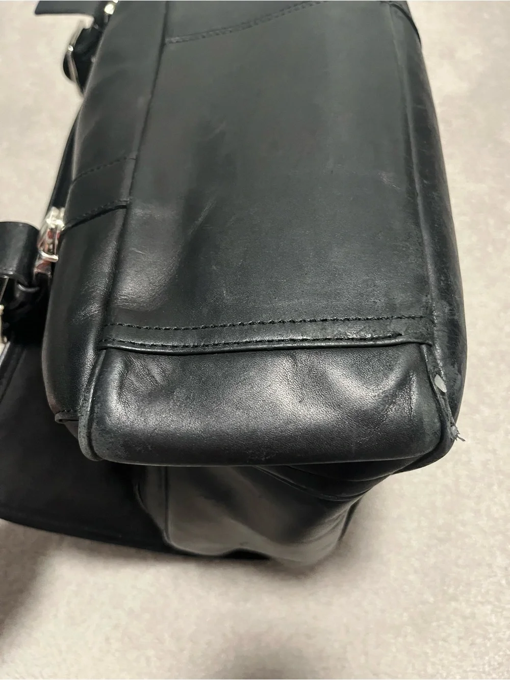 Black Men's Leather Messenger Bag - Classic Buckle Design
